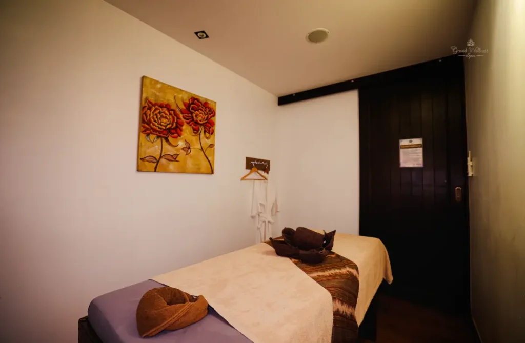 Modern Massage Room – Banani vs Gulshan Spa Comparison